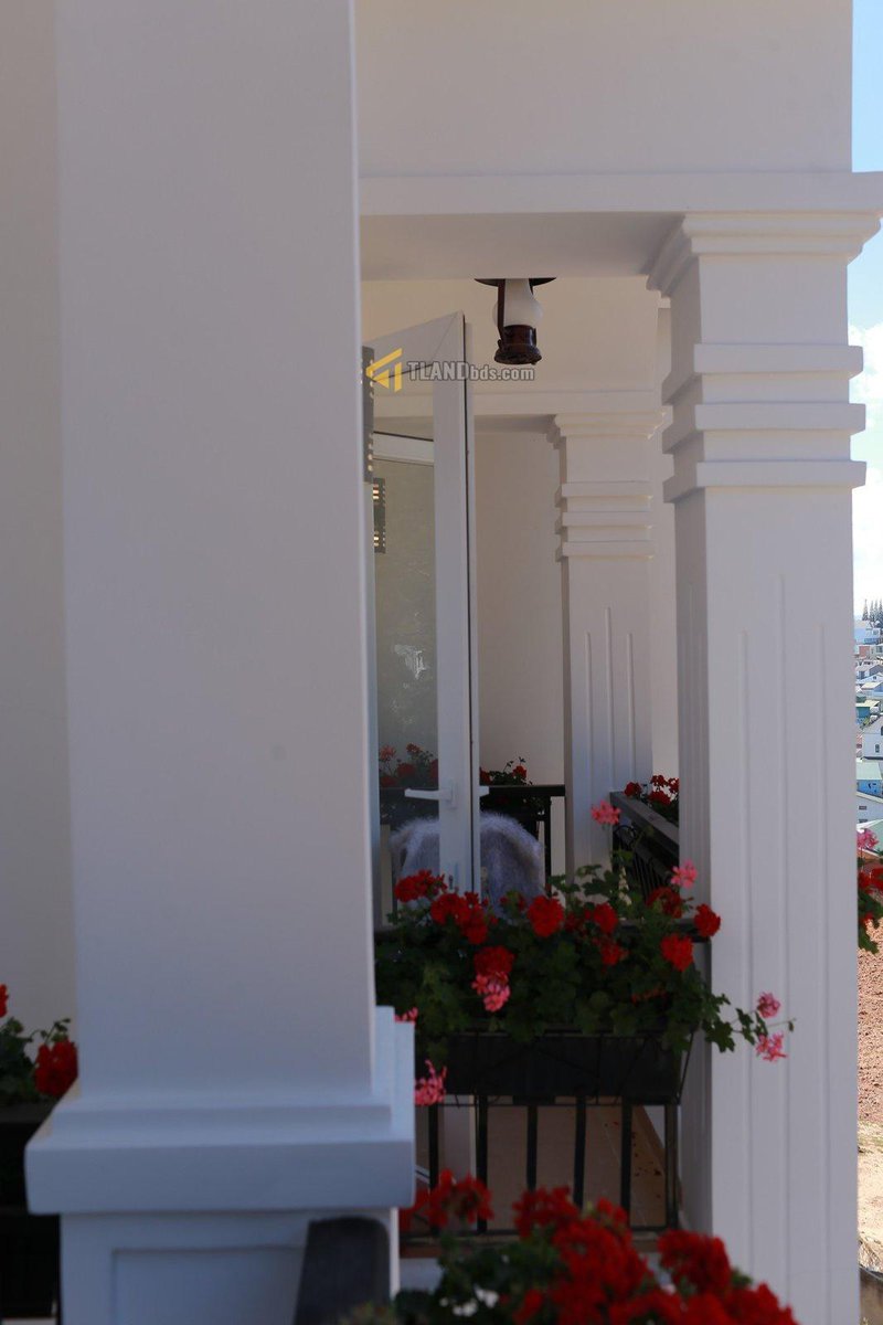 Bán Khách sạn/CHDV Hai mặt tiền Sổ riêng Mai Hắc Đế, Phường 6, Đà Lạt, đường trước nhà 6m giá 12.5 tỷ