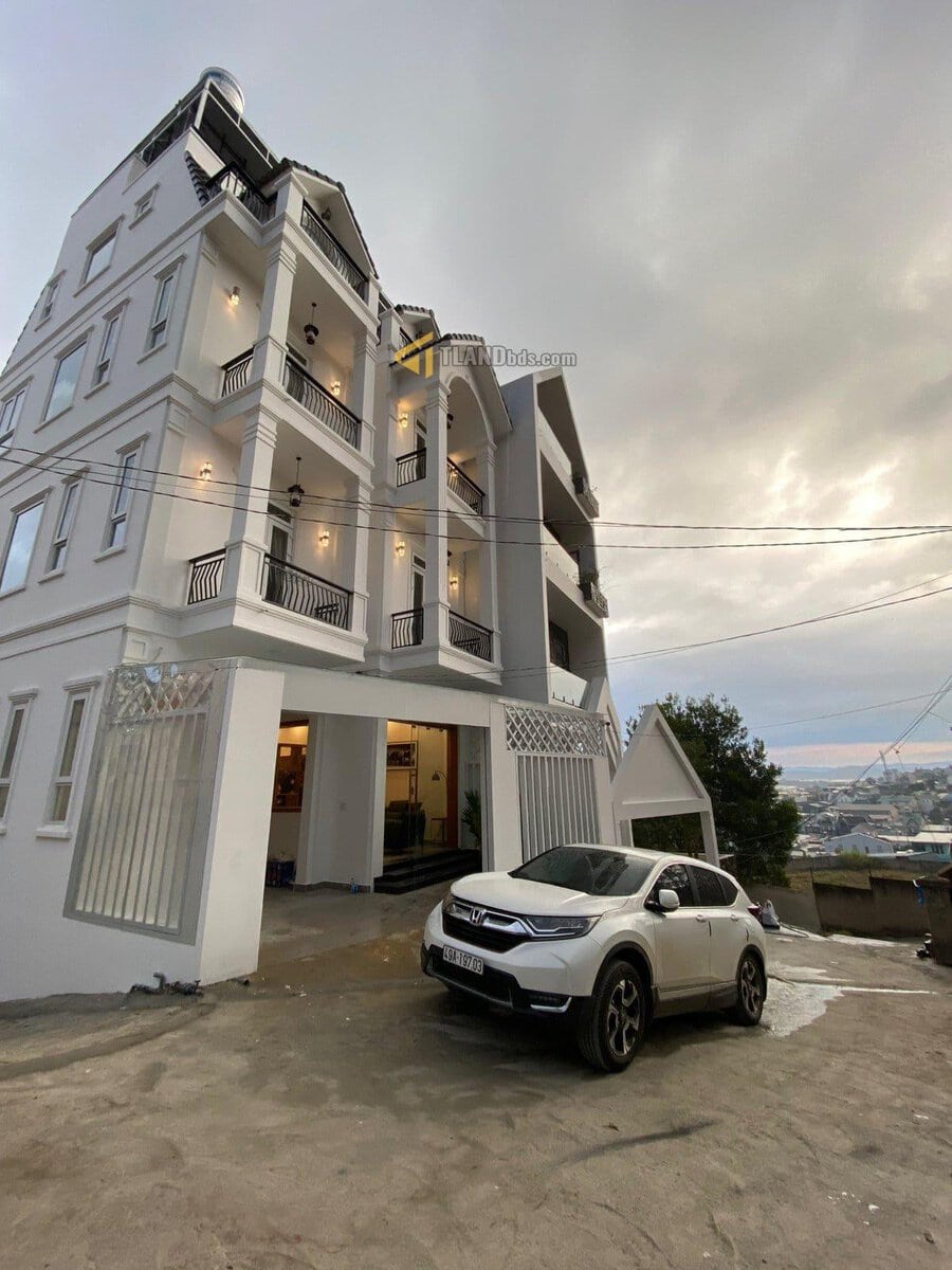 Bán Khách sạn/CHDV Hai mặt tiền Sổ riêng Mai Hắc Đế, Phường 6, Đà Lạt, đường trước nhà 6m giá 12.5 tỷ